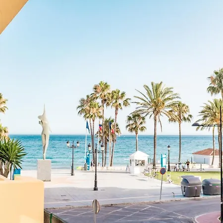 Beach Side Family Apartment *